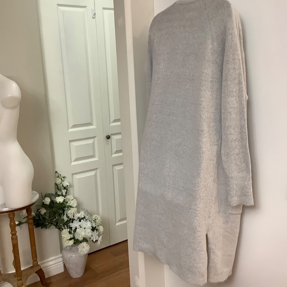 Cloth brand Lovely long soft cardigan MEDIUM light grey color - Picture 8 of 11